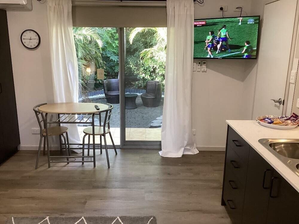 Tiarri Terrigal Garden Queen Room 2