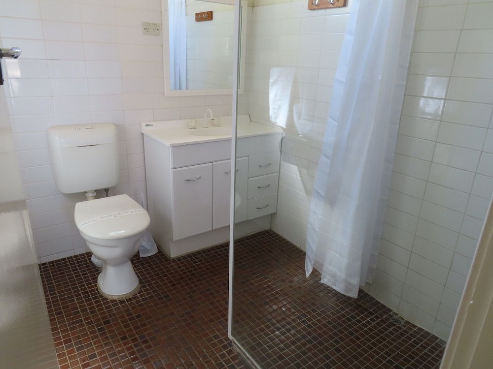 Ceduna East West Motel Standard Twin Room 7