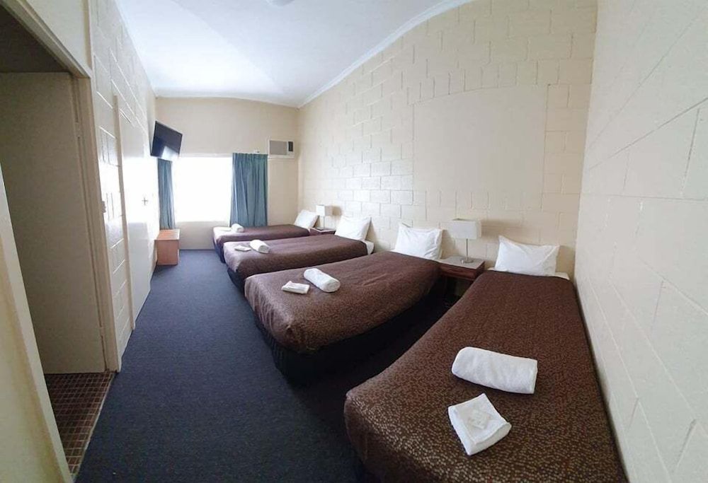 Ceduna East West Motel 2 Rooms Family