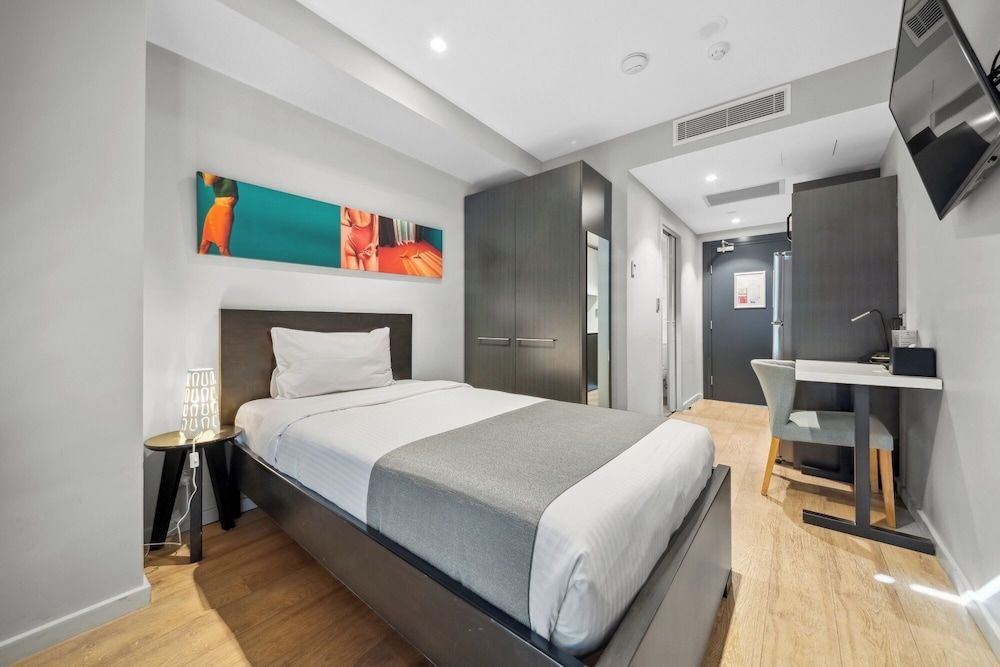 Studio 8 Residences - Adults Only Deluxe Single Room, 1 Single Bed, Non Smoking, Kitchenette 2