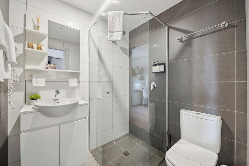 Studio 8 Residences - Adults Only Deluxe Twin Studio with balcony 6