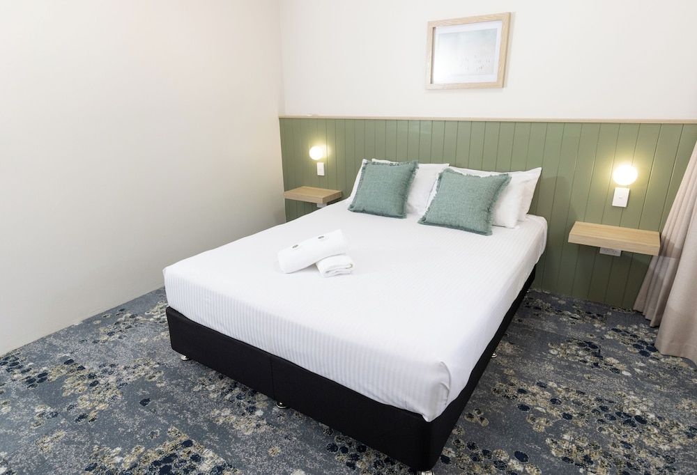 Currimundi Hotel Motel Family Room 5