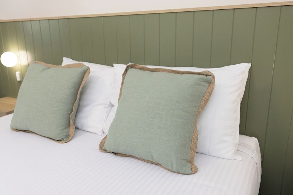 Currimundi Hotel Motel Double Room 7