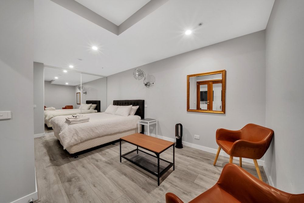 undefined All on Flinders 8