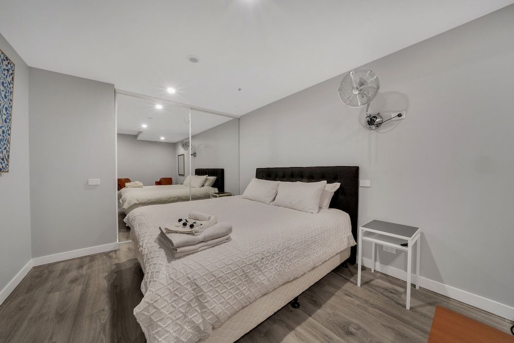 undefined All on Flinders 7