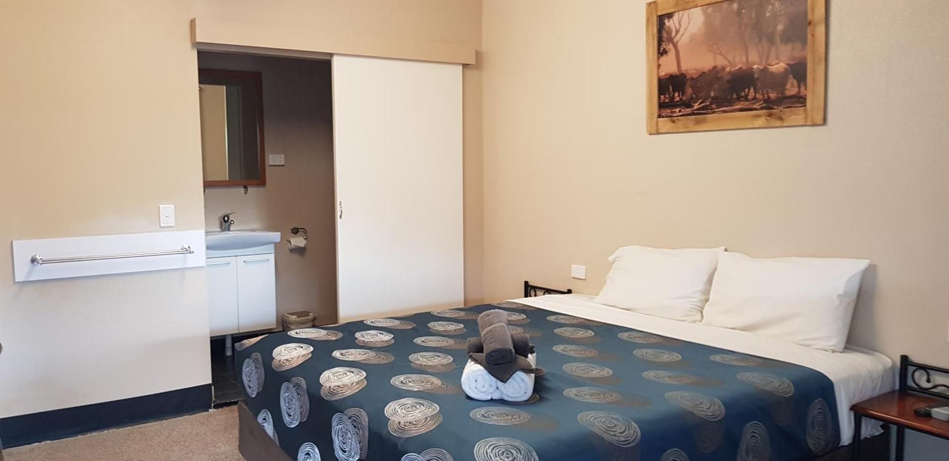 Beagle Hotel Superior Queen Room 3