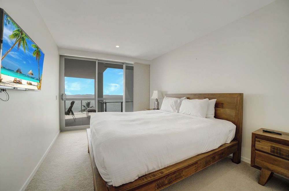 Salt Apartments 2 Bedroom Beachfront Apartment