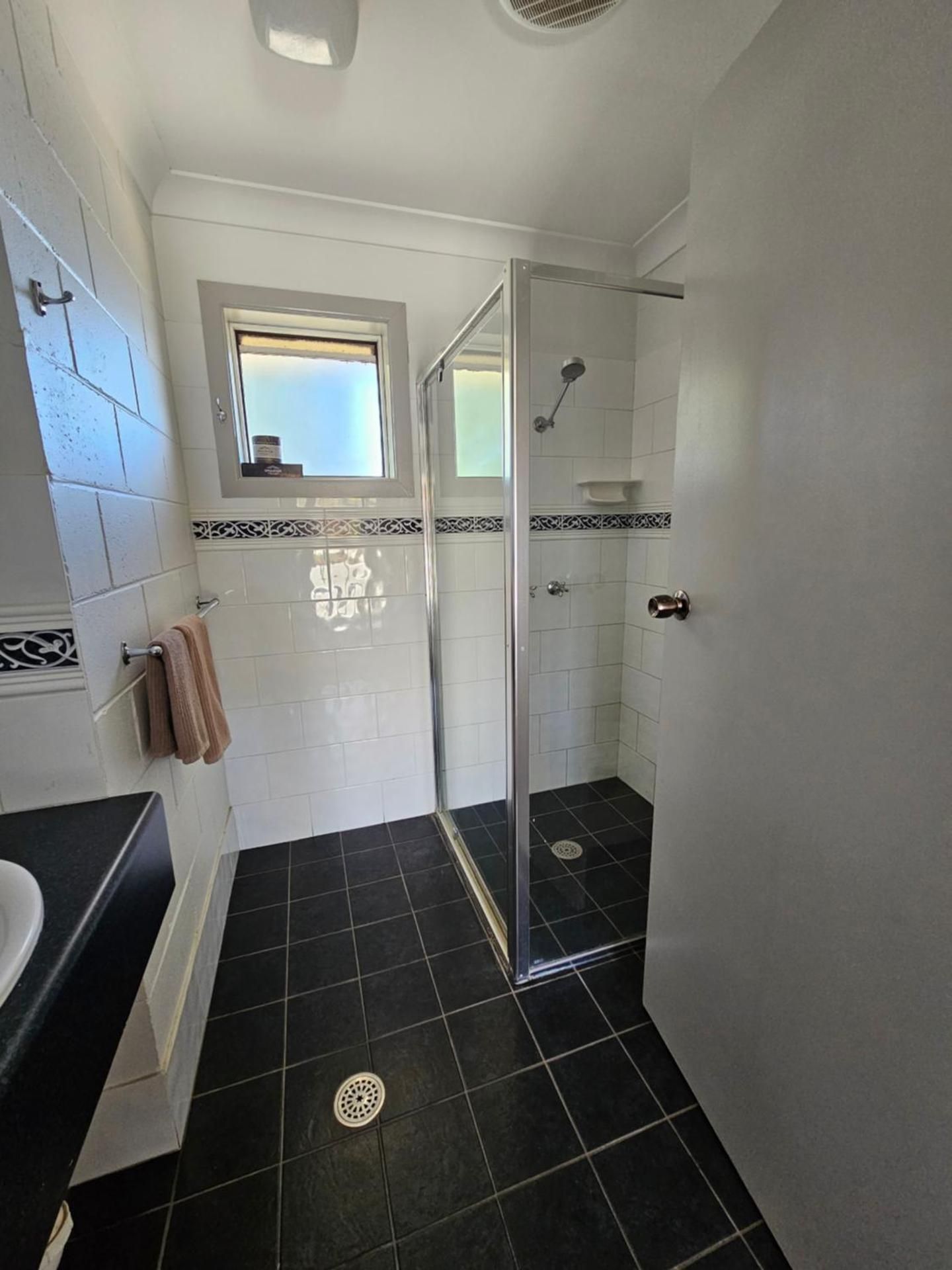 Bellview Motel Standard Twin Room 3