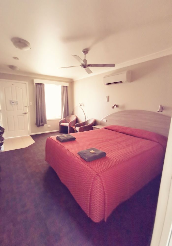 Double Room, Non Smoking (DELUXE DOUBLE)