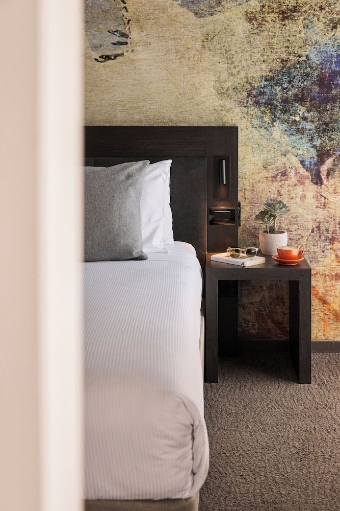 Kennigo Hotel Brisbane, Independent Collection by EVT Kennigo Queen Room 6