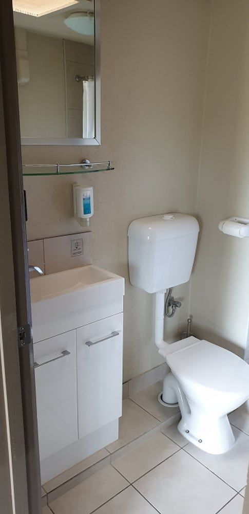 Seabrook Hotel Standard Room 5