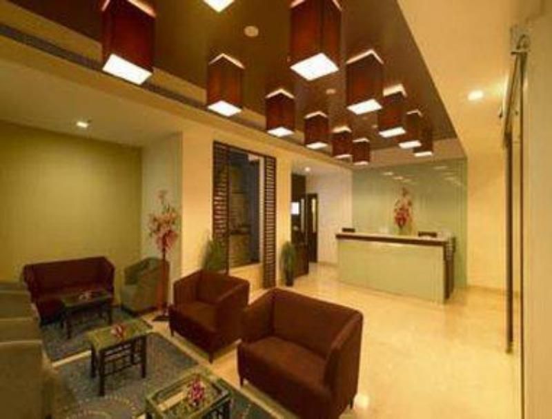 Day Use - Double room - Non-Smoking 8 Hours Between 9:00 and 17:00 (8 hour use only)