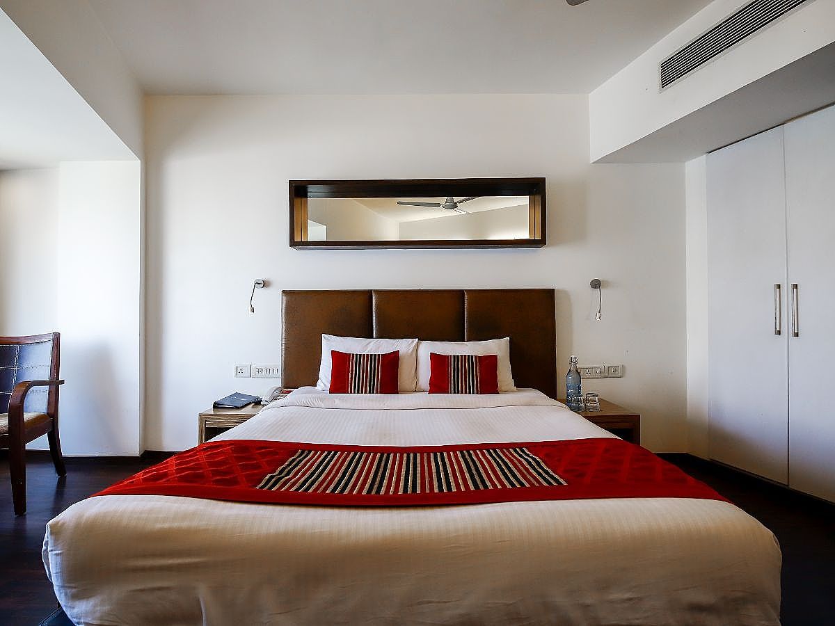 Regenta Place Bangalore, Cunningham Road Standard Room 17