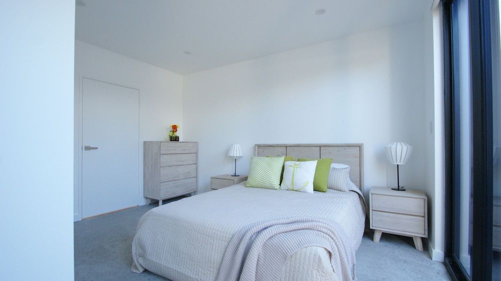 The Orange Ground Apartment