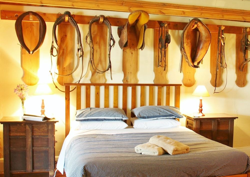 Bungaree Station Grooms Quarters & Harness Room (up to seven guests) 2