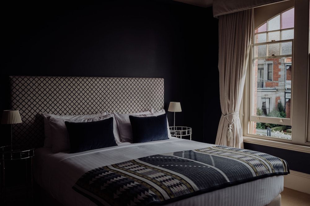 King Spa Suite - The Hampden