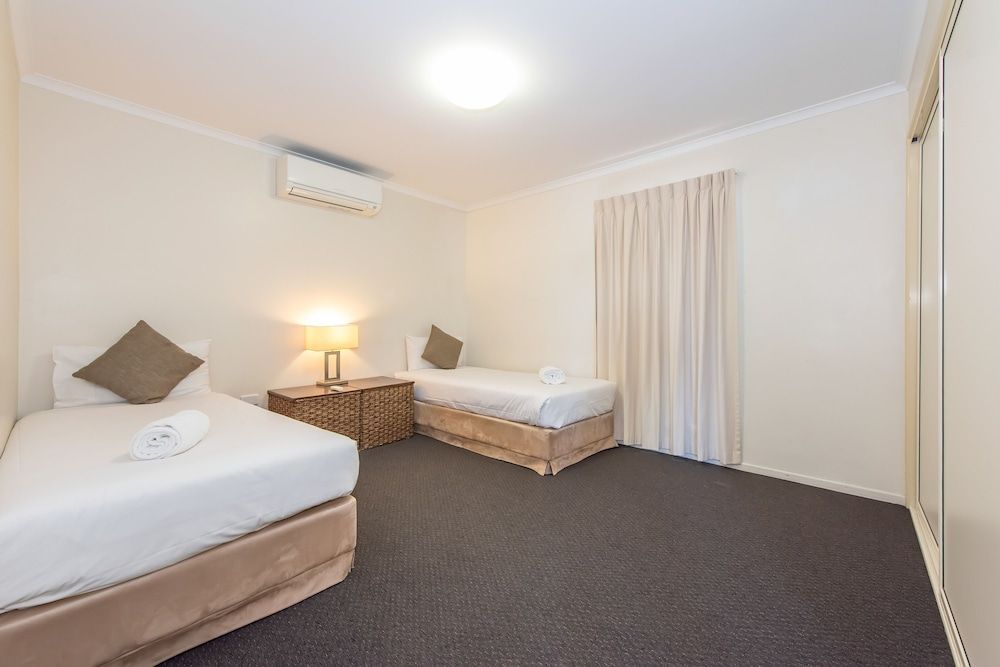 Coral Cay Resort Apartment, 3 Bedroom 3