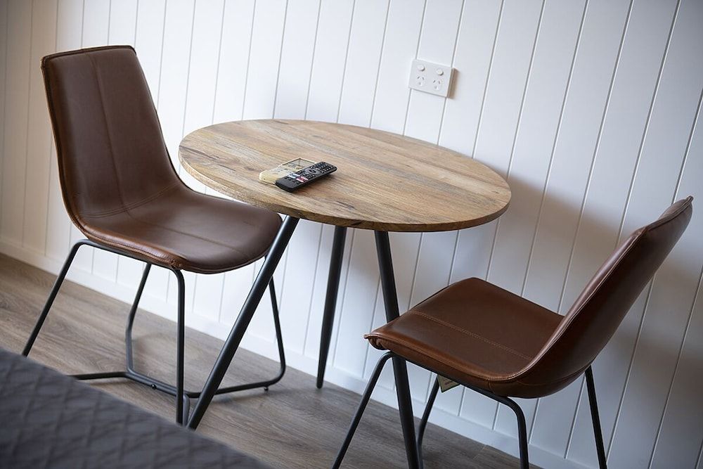 Southend Hotel Classic Quadruple Room 12