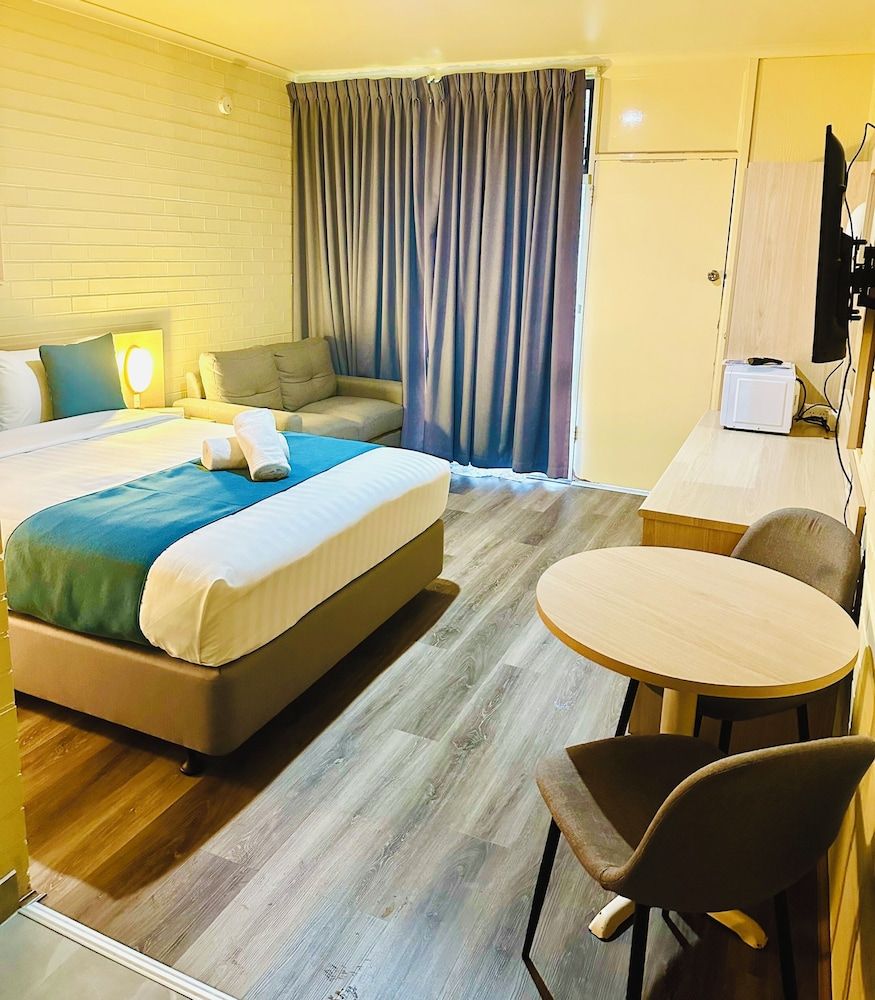 Junee Motor Inn Classic Double Room