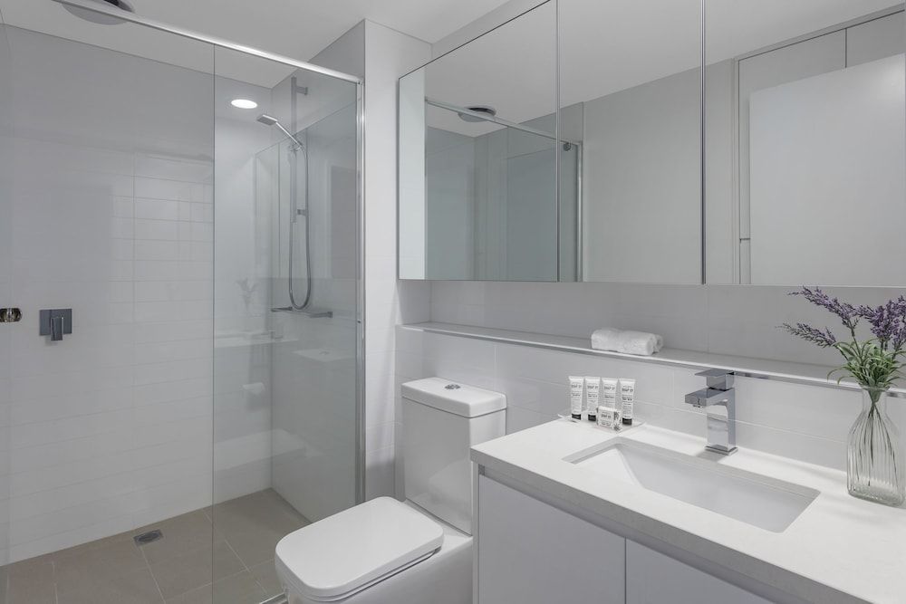 Imagine Marco Executive Two Bedroom Sky Apartment 6