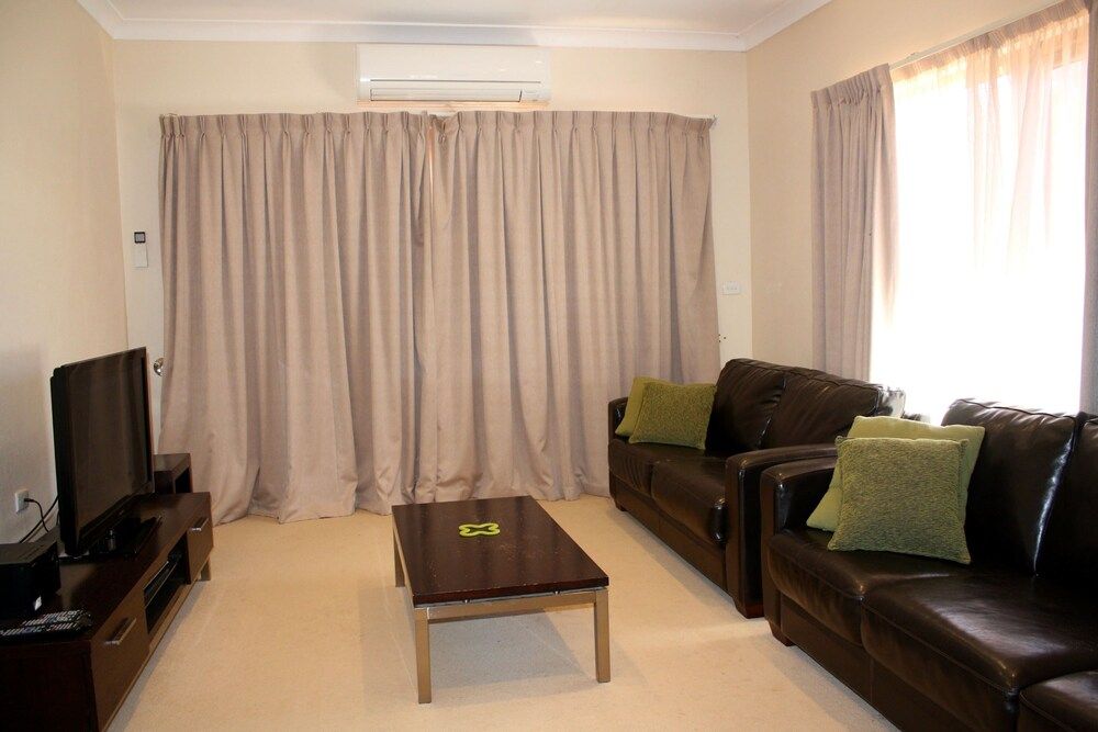 BIG4 Stuart Range Outback Resort Superior Two-Bedroom Apartment 3