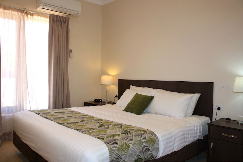 BIG4 Stuart Range Outback Resort Superior Two-Bedroom Apartment 2