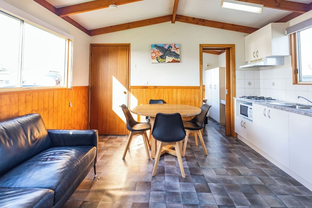 Budget Cabin