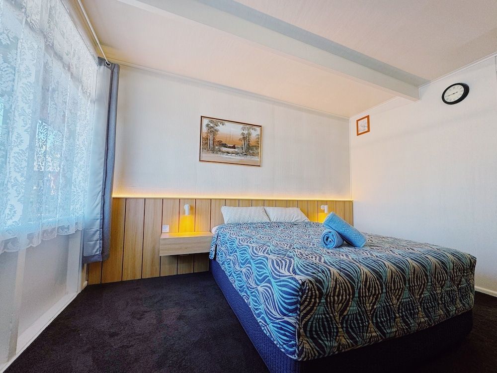 Seymour Motel Standard Double Room, Non Smoking (Single) 3