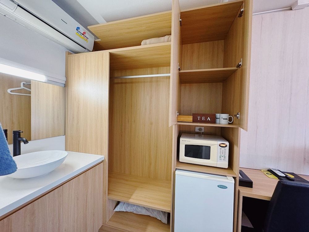 Seymour Motel Standard Double Room, Non Smoking (Single) 9