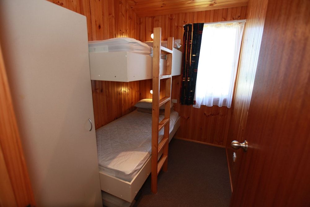 3 Bedroom Deluxe 6 Berth Cabin