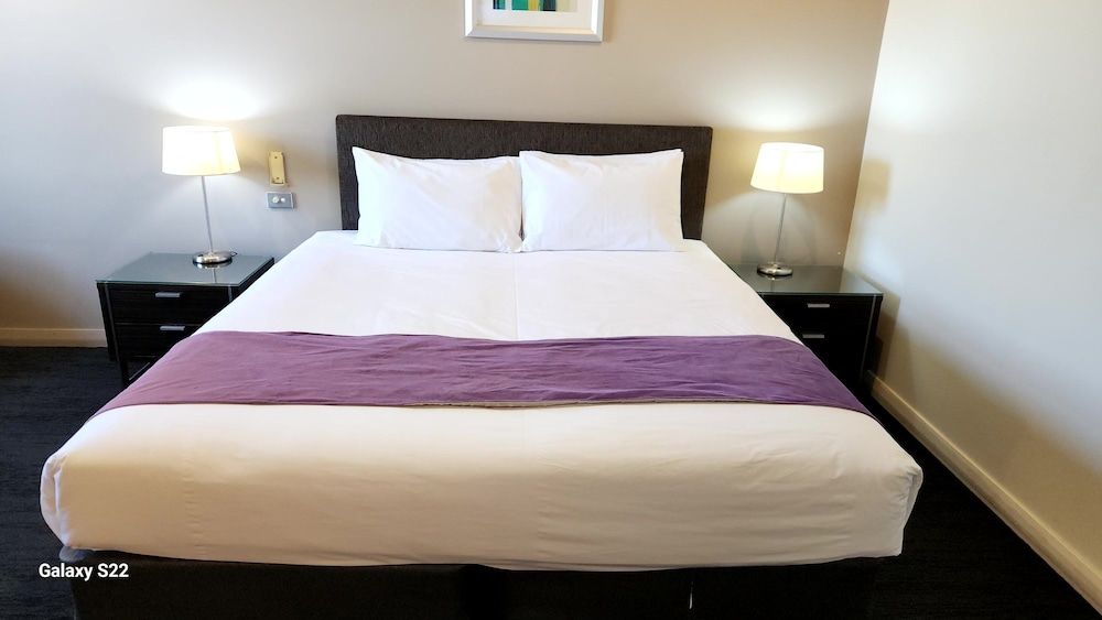 The Grand Motel Standard Room, Accessible