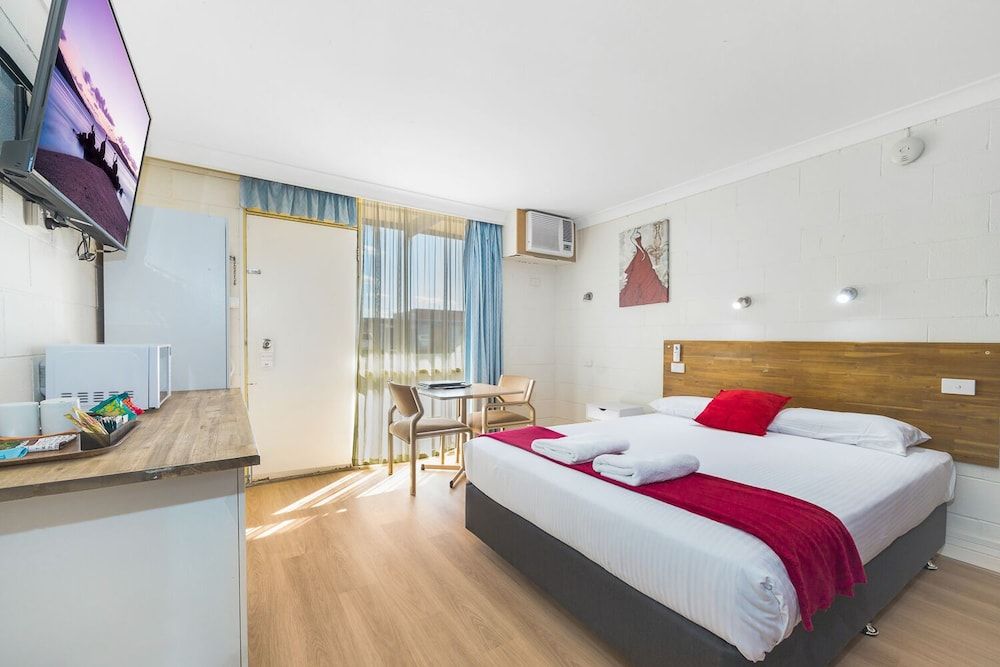 Standard Room, Non Smoking (Budget Room)