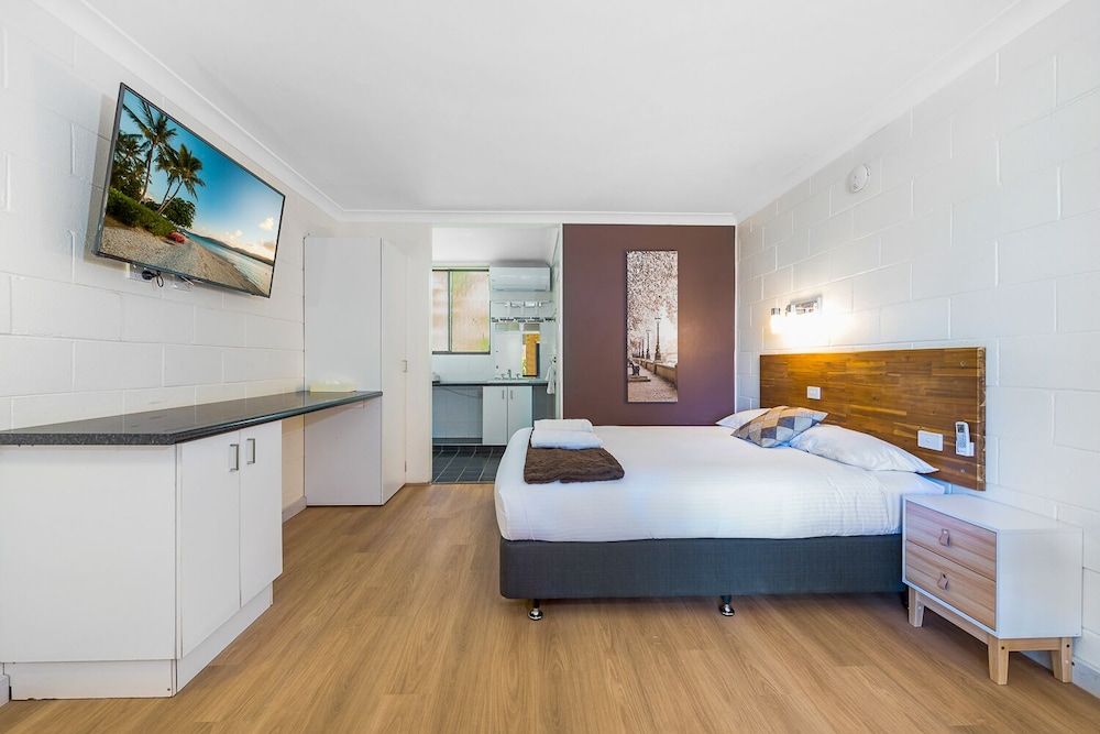 Family Room, Non Smoking (Large 2 bedroom Family)