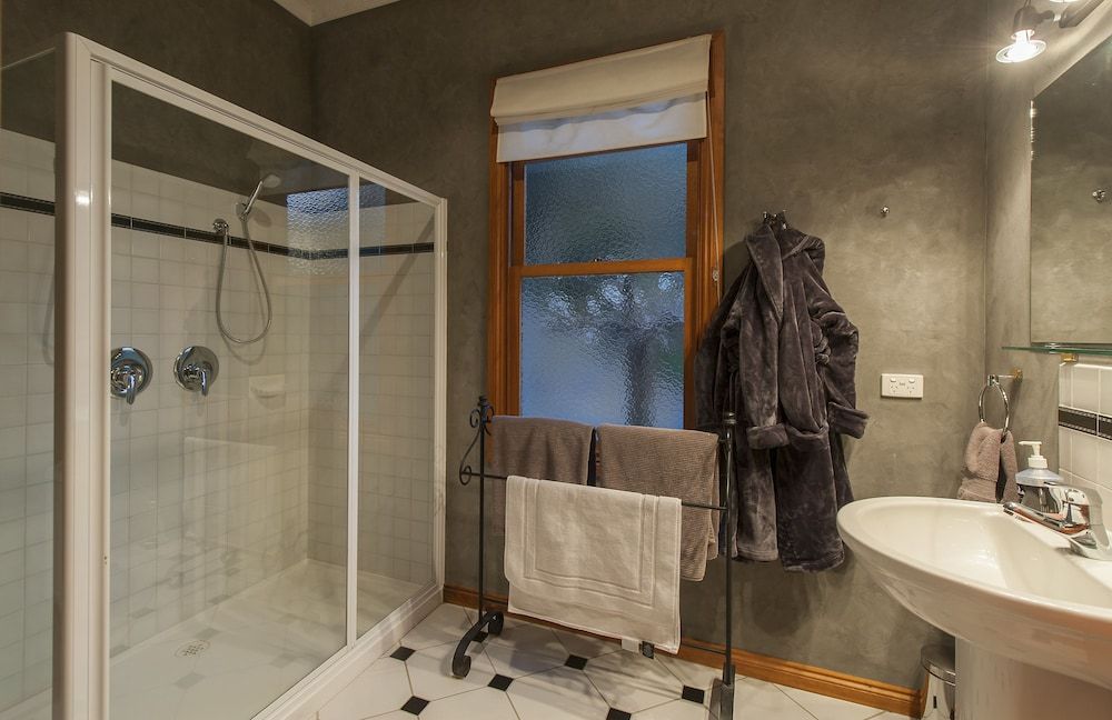 Charnwood Cottages Deluxe Studio, Non Smoking, Kitchen (Savannahs Cottage) 4