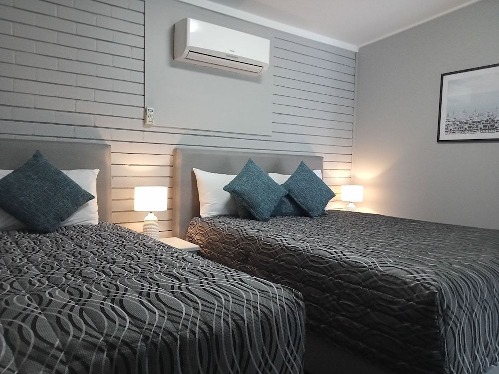 Solomon Inn Wollongong