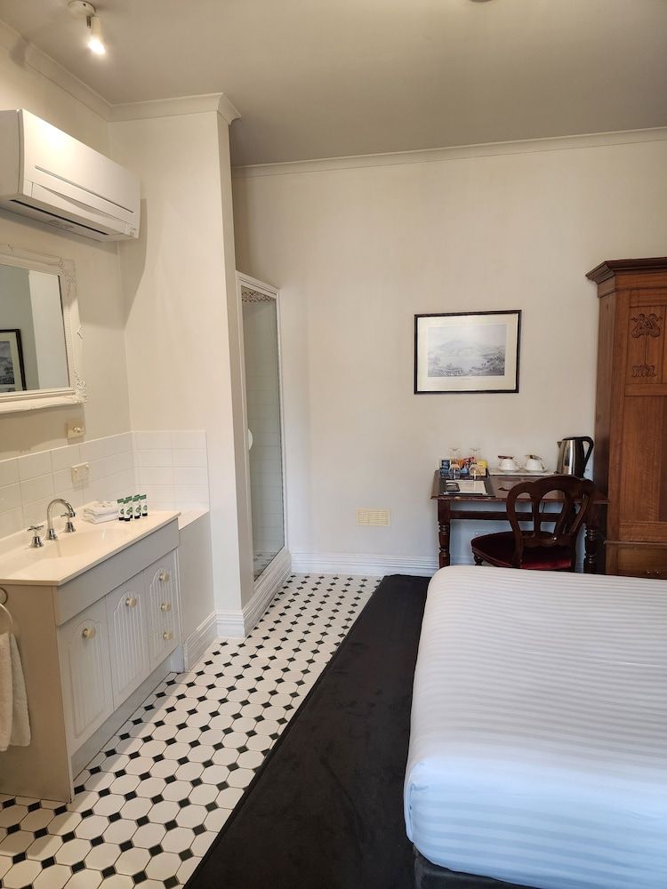 Business Room, 1 Double Bed
