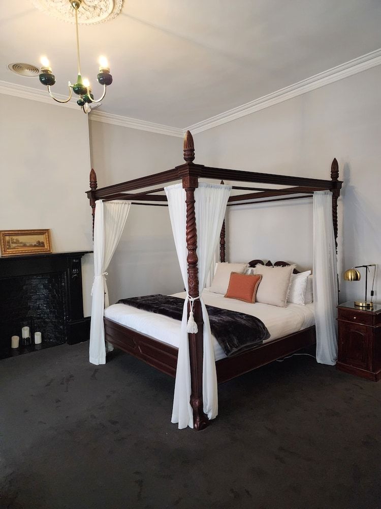 Macquarie Suite
