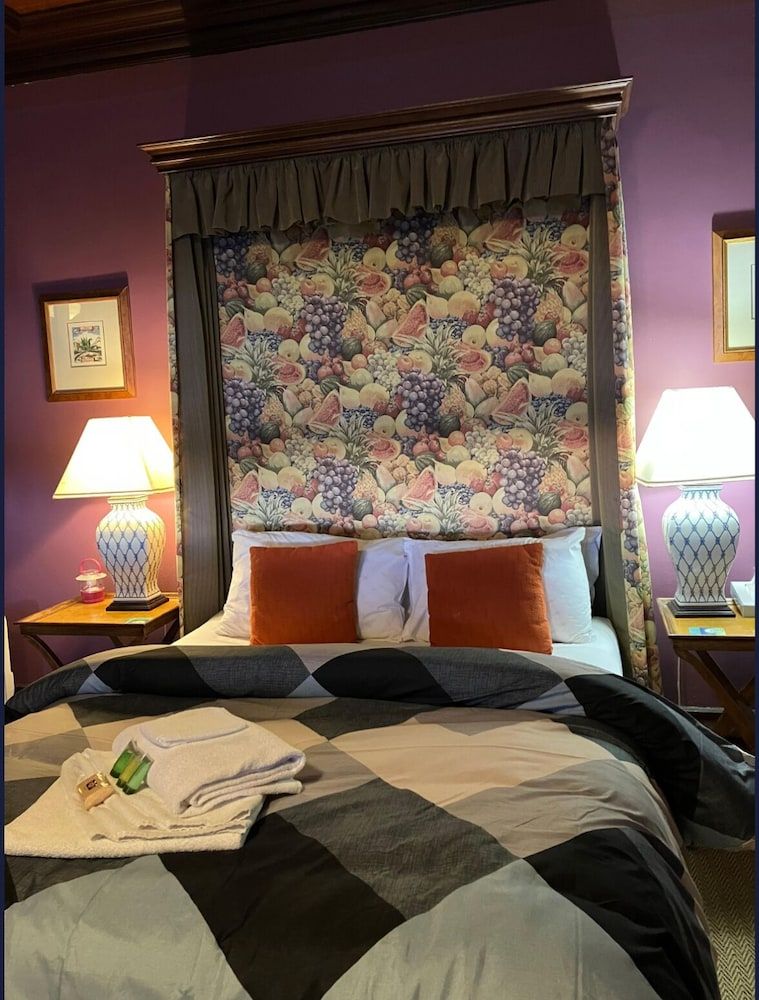 The Manse Last Minute Indulgence 4