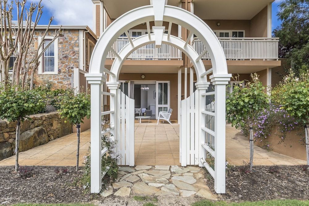 Grand Mercure Basildene Manor Accor Vacation Club Apartments