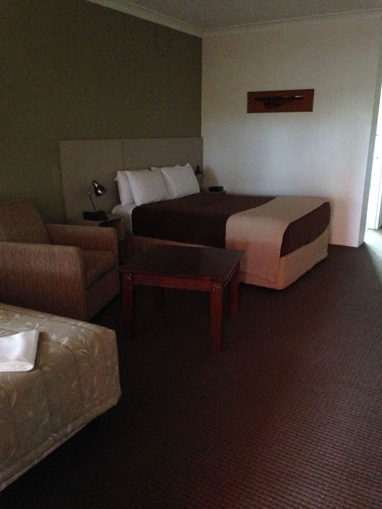 Francis Phillip Motor Inn Executive Room (Executive room 1) 2