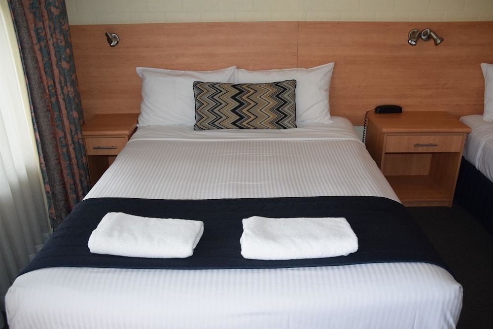 Best Western Coachman's Inn Motel Standard Room, 1 Queen Bed, Non Smoking