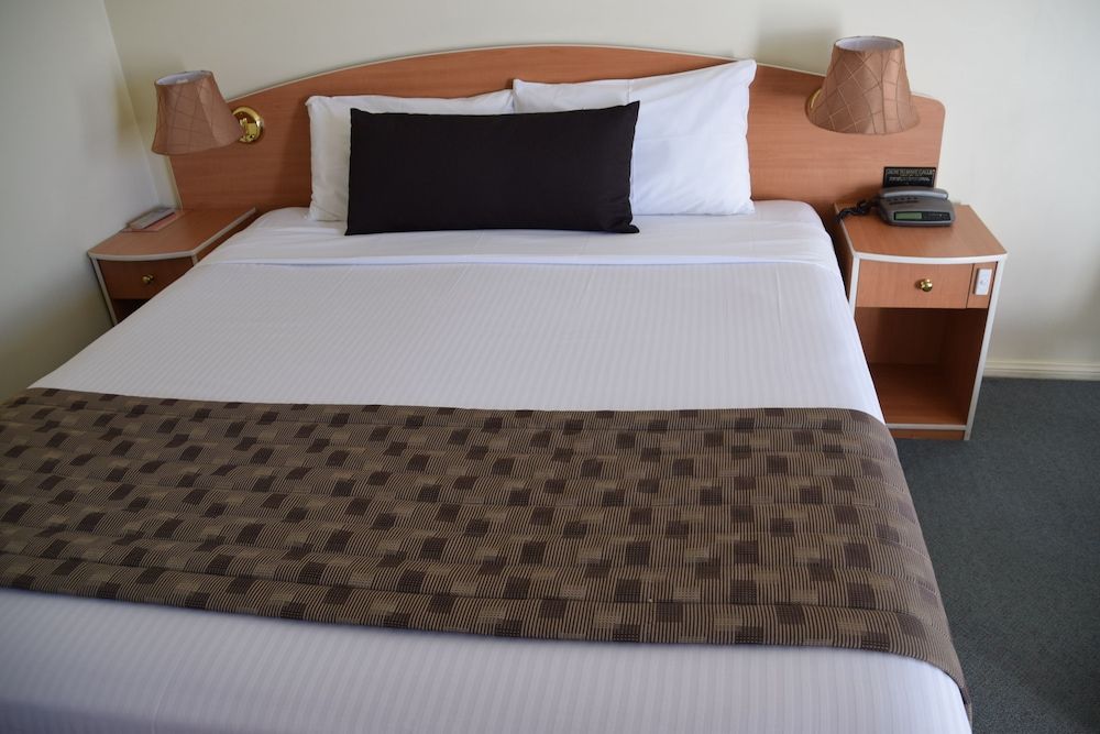 Best Western Coachman's Inn Motel Standard Room, 1 Queen Bed, Non Smoking 2