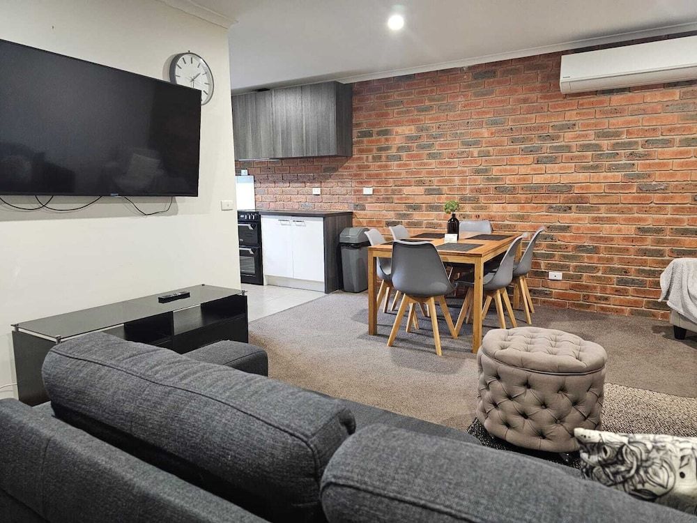 The Heritage Bendigo Family Apartment, 3 Bedrooms, Non Smoking, Balcony 3