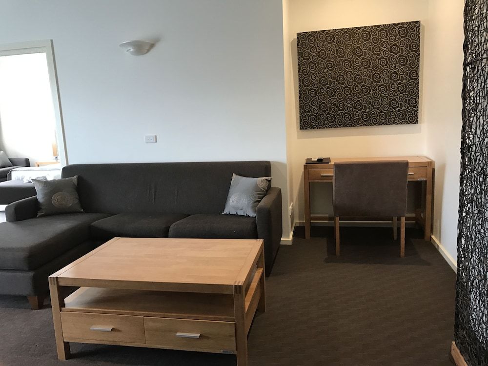 Mornington Hotel Beleura Suite 4