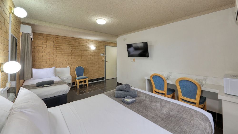 Hamilton Hume Motor Inn Standard Room, Non Smoking 2