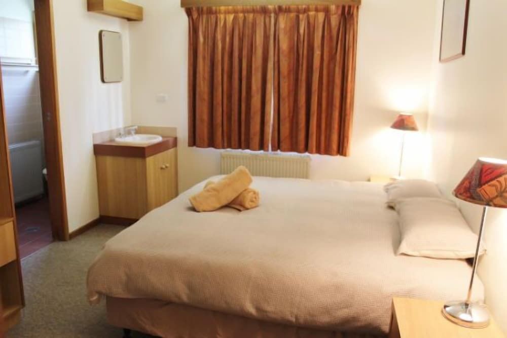 Standard Room, Non Smoking (King/Twin Room: 7 Nights) Breakfast, Lunch and Dinner Transfers included
