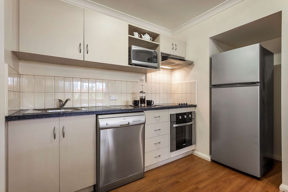 Standard Apartment, 3 Bedrooms, Non Smoking, Kitchen (1 King&4 Single or 2 King&2 Single)