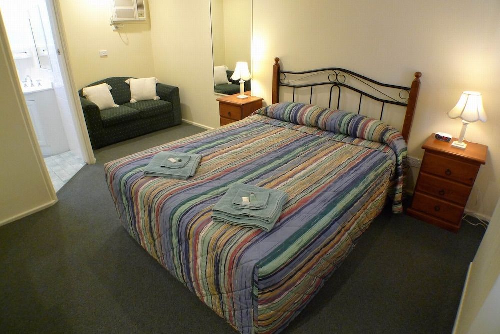 Parkhaven Motel Basic Double Room, 1 Queen Bed 2