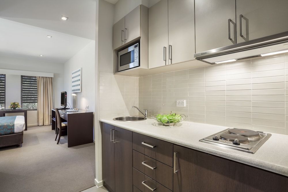 Quest Alice Springs Studio Apartment 4