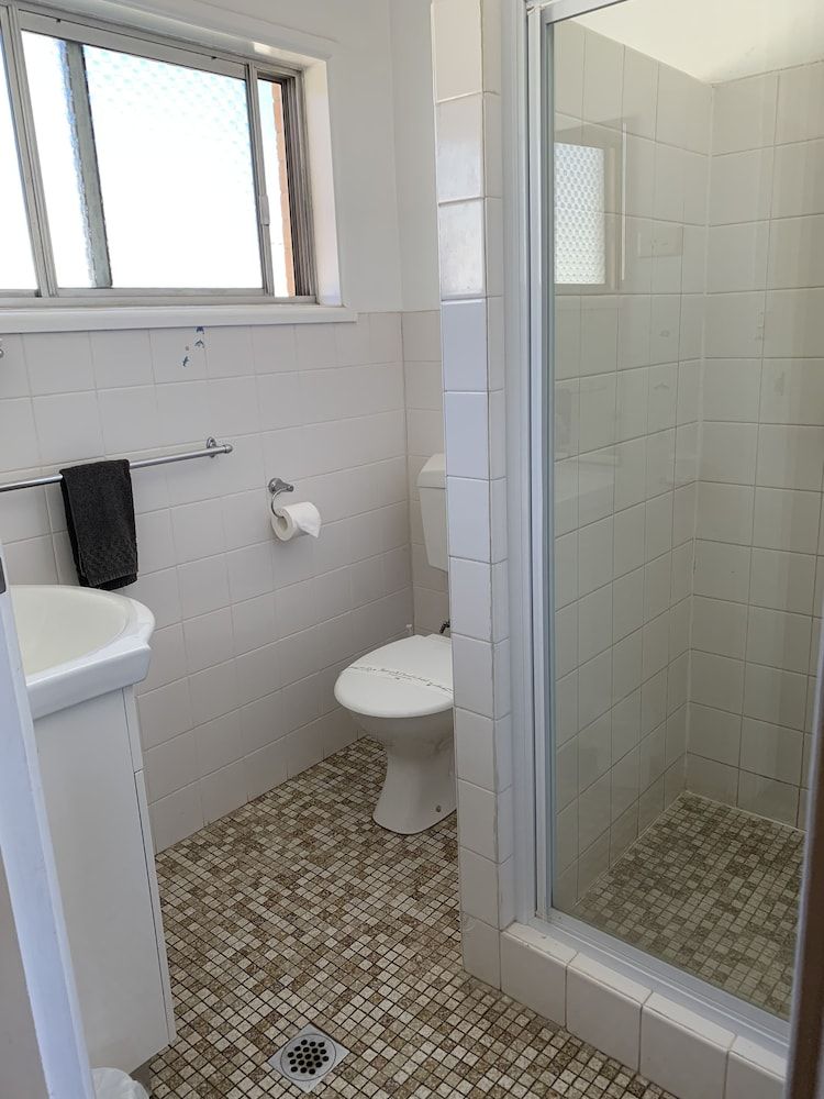 Gilgandra Motel Deluxe Queen 3